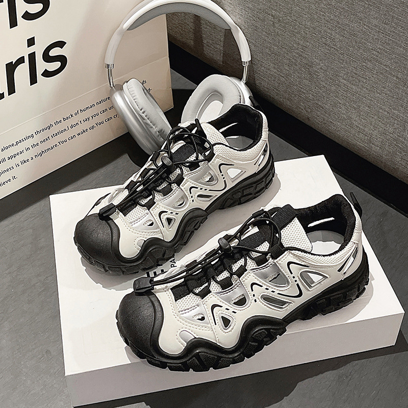 Outdoor Sports Shoes - Modische Outdoor-Damenschuhe mit Lochmuster 2026 Herbst